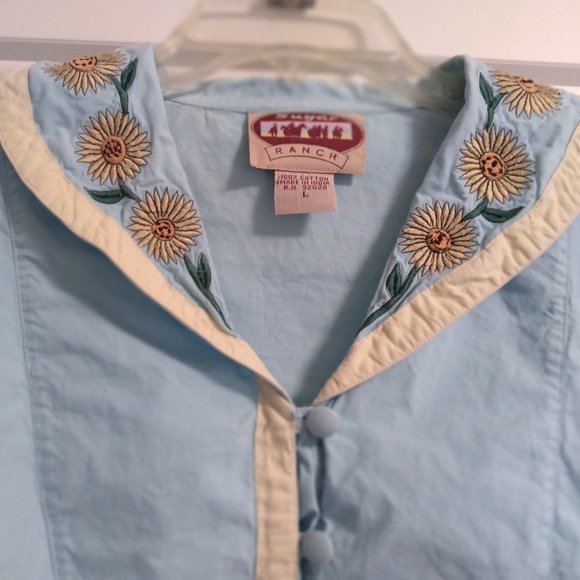 GIDDY UP in this Western w/sunflower accent outfit - Picture 1 of 8